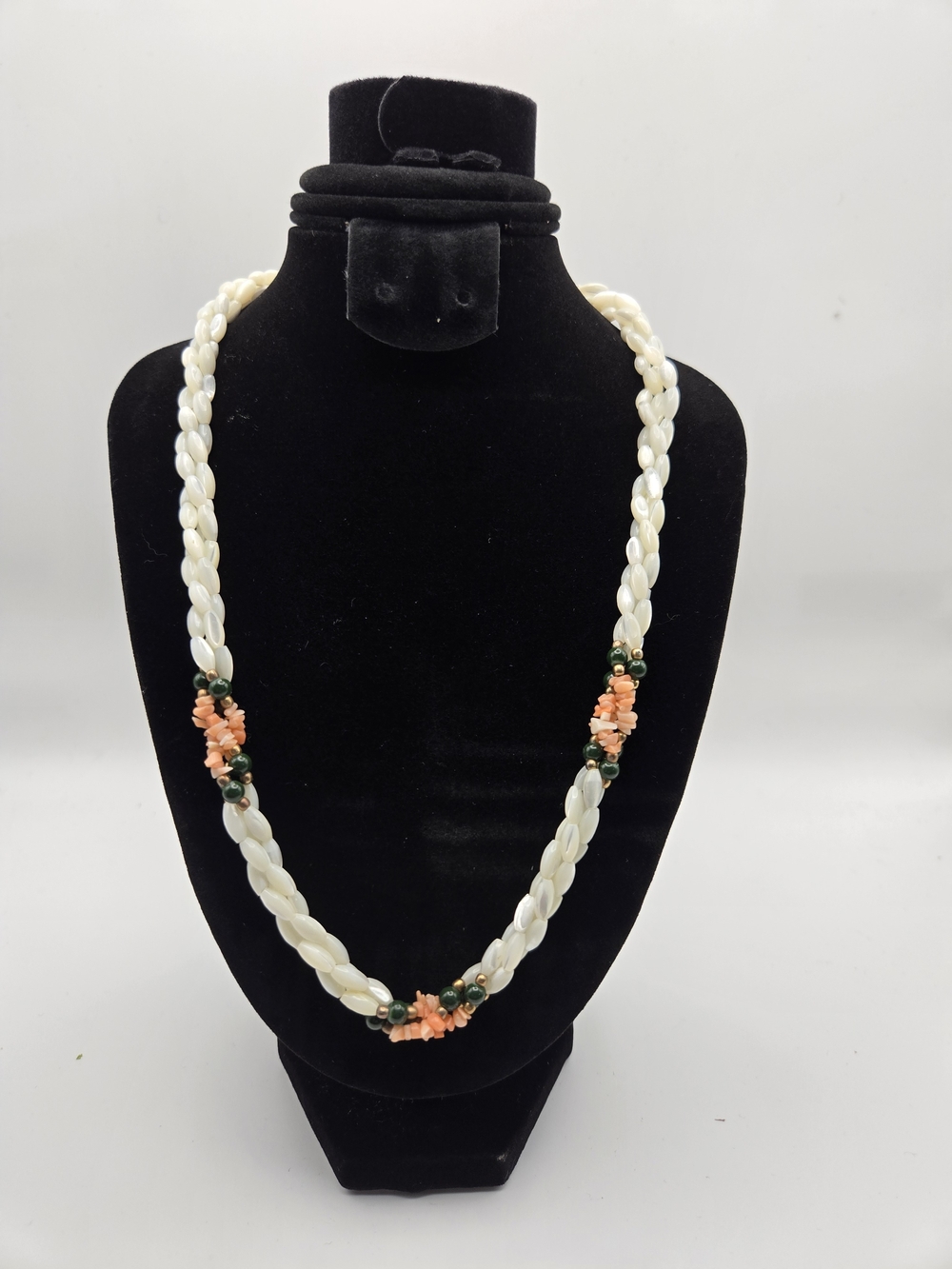 Vintage Mother Of Pearl Jade And Red Coral Necklace 18”